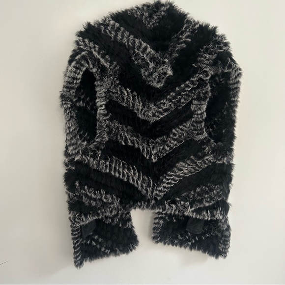 Marc Jacobs Rabbit Fur Vest - Picture 2 of 7